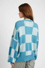 Load image into Gallery viewer, CHECKERED SWEATER WITH BUBBLE SLEEVES