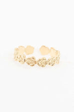 Load image into Gallery viewer, Blossom Ear Cuff Earrings