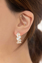 Load image into Gallery viewer, Carraway Hoop Earrings
