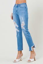 Load image into Gallery viewer, MID RISE STRAIGHT LEG - Cosa Bella Apparel
